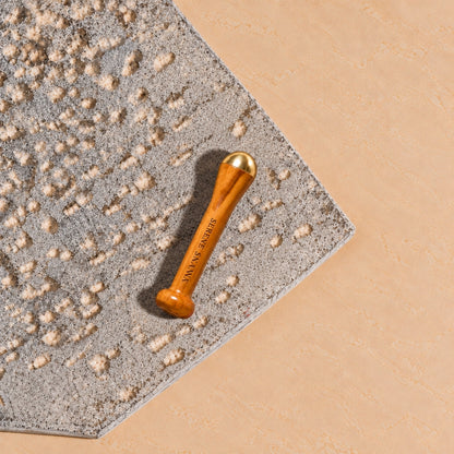 Under Eye Kansa Wand